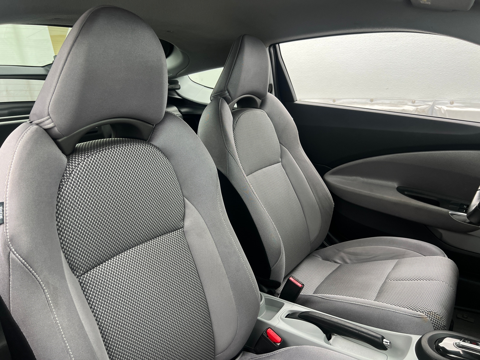 Thumbnail: 2011 Honda CR-Z - 2