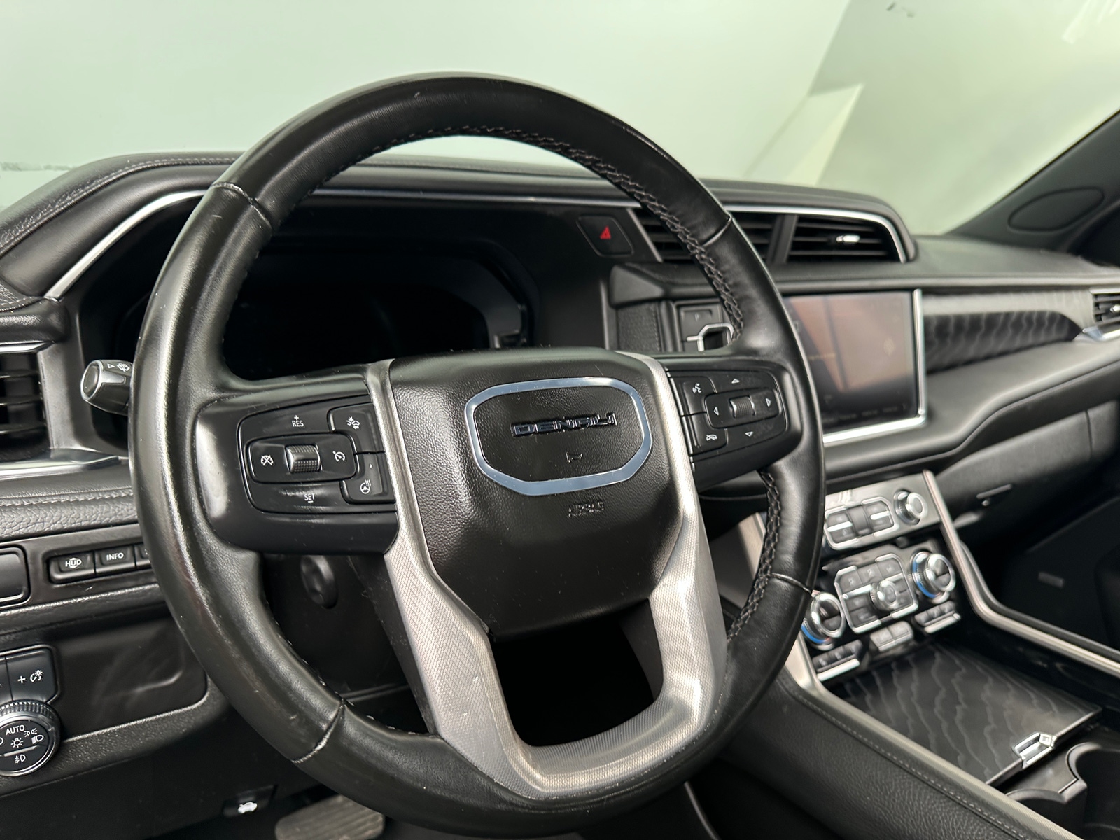 Thumbnail: 2024 GMC Yukon - 4