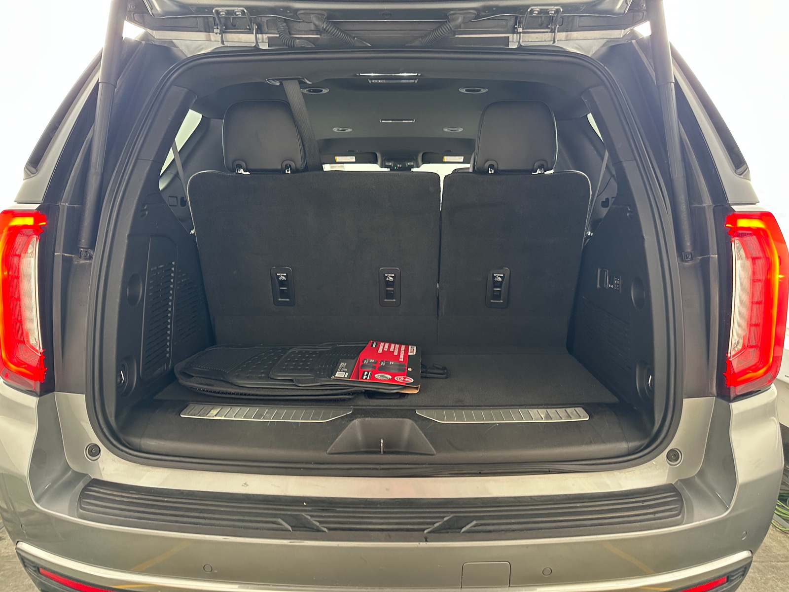 Thumbnail: 2024 GMC Yukon - 6