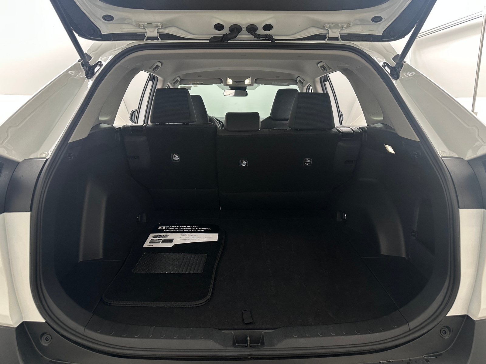 Thumbnail: 2025 Toyota RAV4 - 7