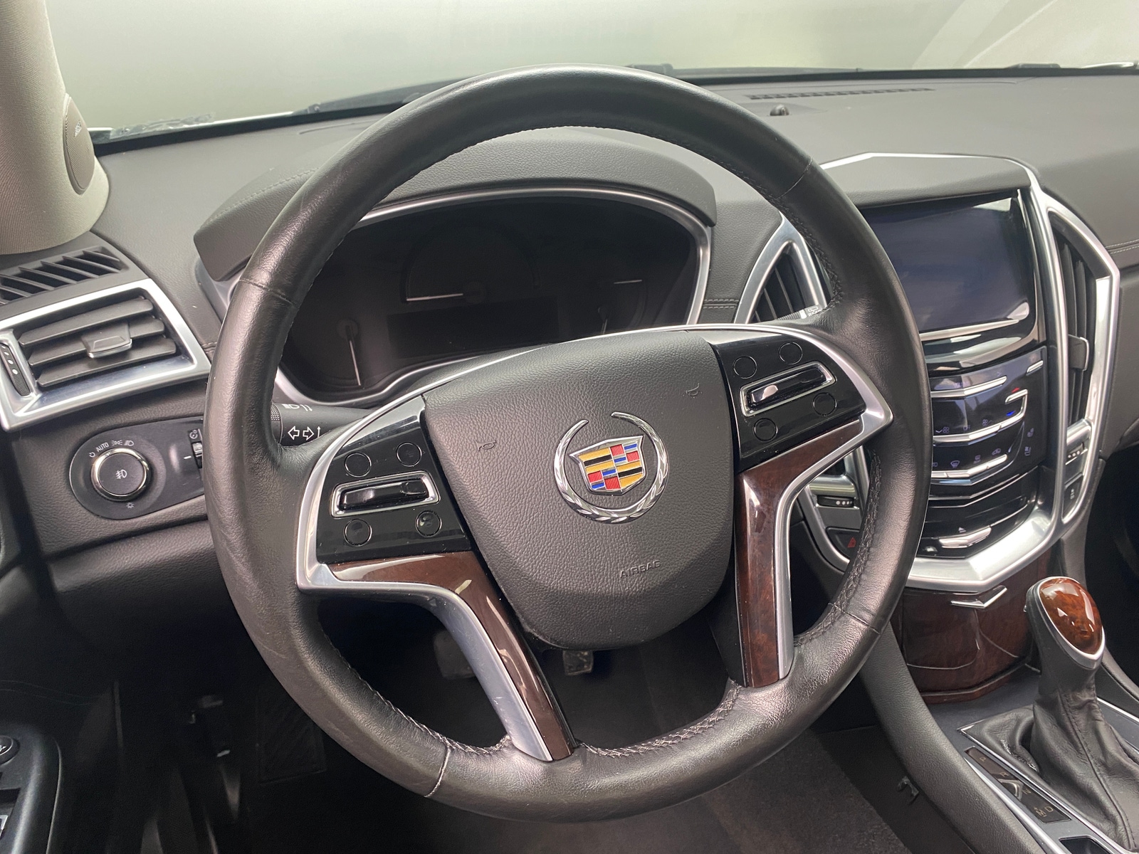 Thumbnail: 2015 Cadillac SRX - 4