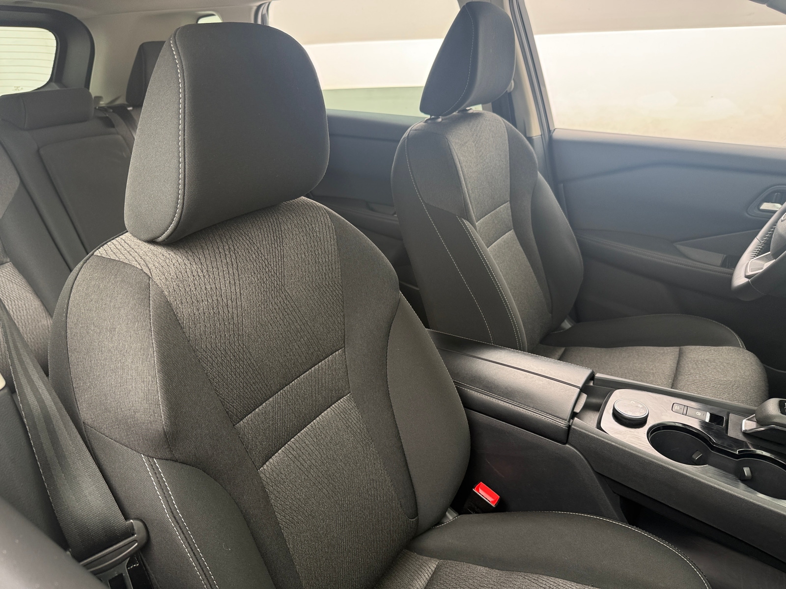 Thumbnail: 2025 Nissan Rogue - 2