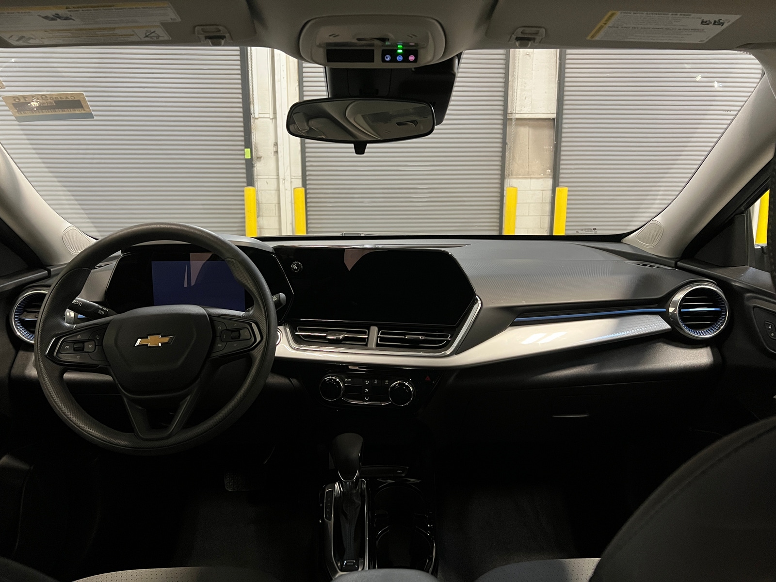 Thumbnail: 2025 Chevrolet Trax - 3