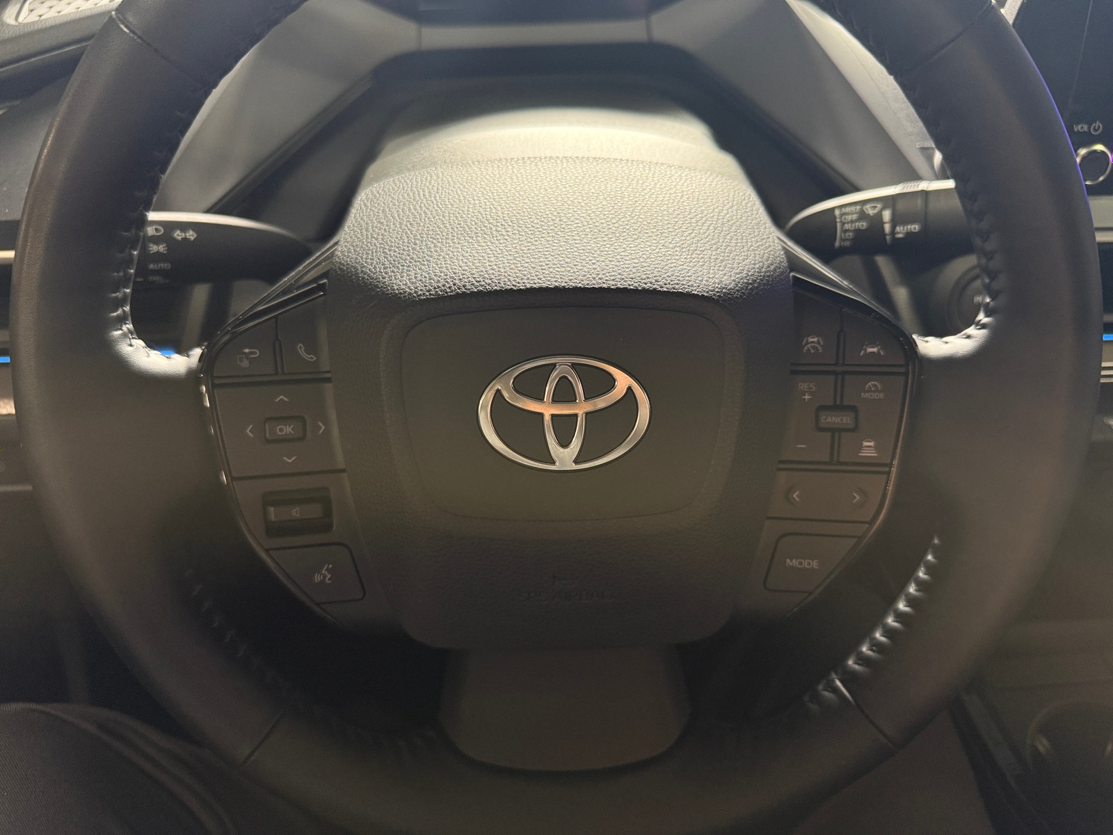 Thumbnail: 2023 Toyota Prius - 4