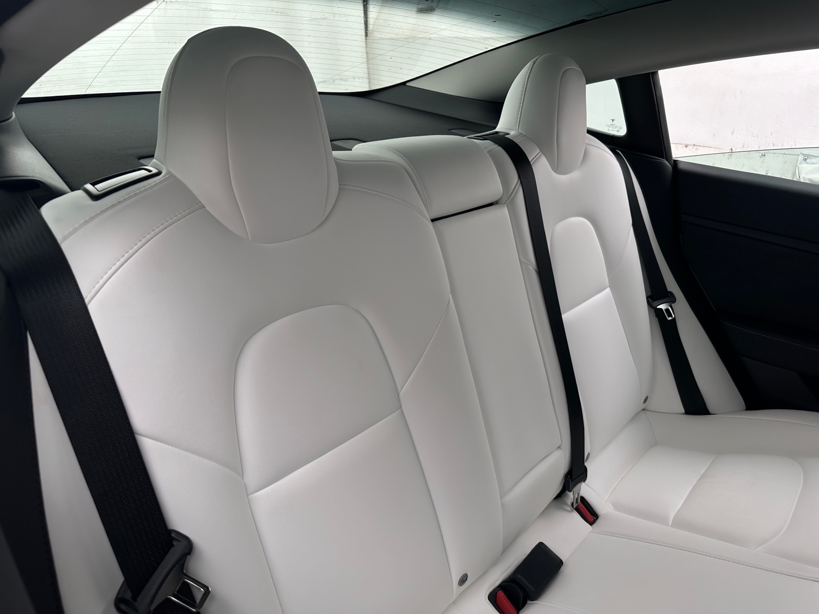 Thumbnail: 2022 Tesla Model 3 - 5