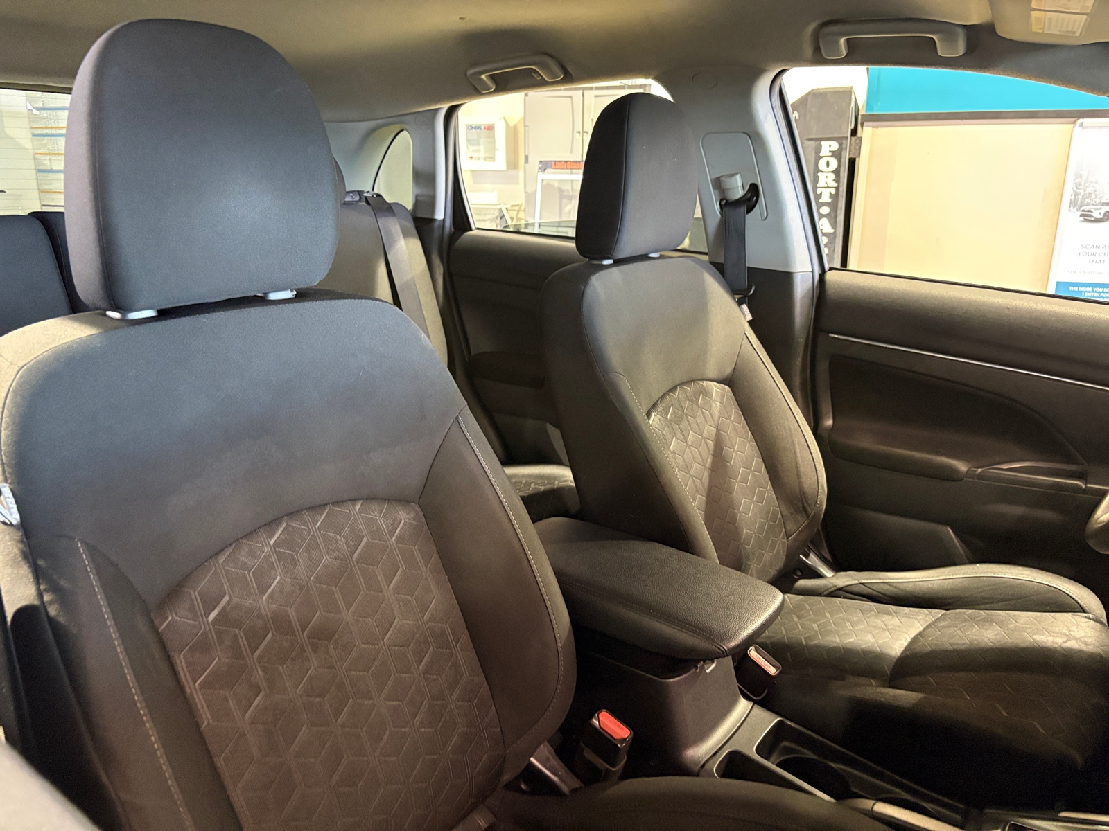 Thumbnail: 2021 Mitsubishi Outlander Sport - 2