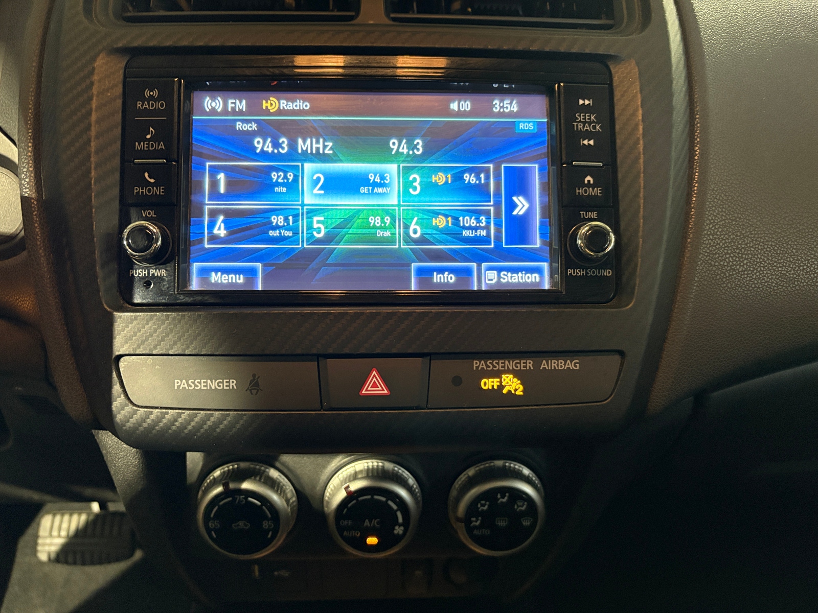 Thumbnail: 2021 Mitsubishi Outlander Sport - 4