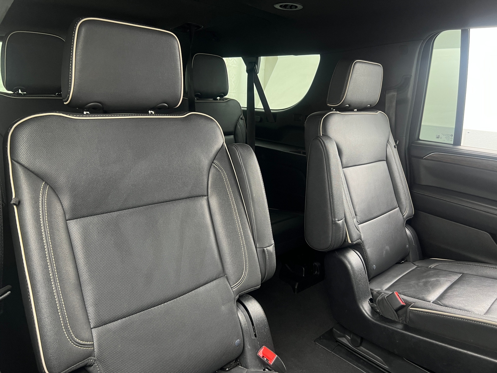 Thumbnail: 2023 Chevrolet Suburban - 5