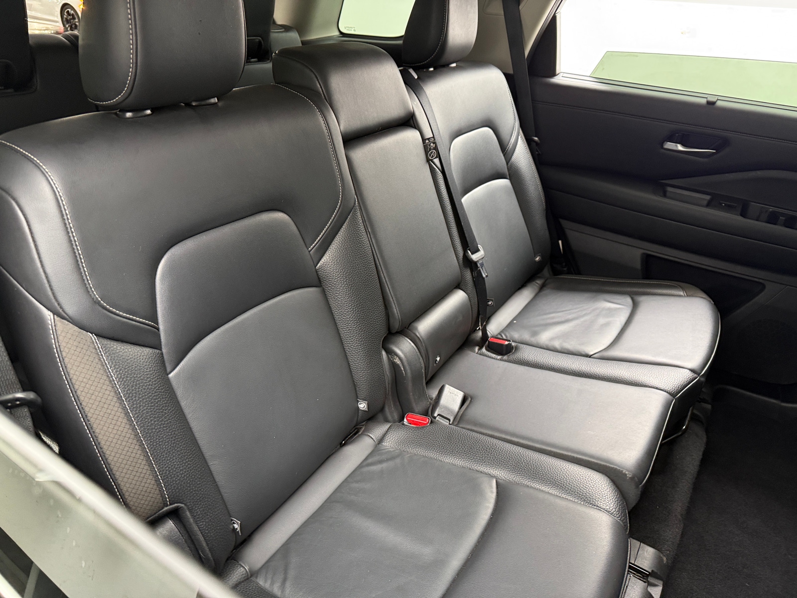 Thumbnail: 2022 Nissan Pathfinder - 5