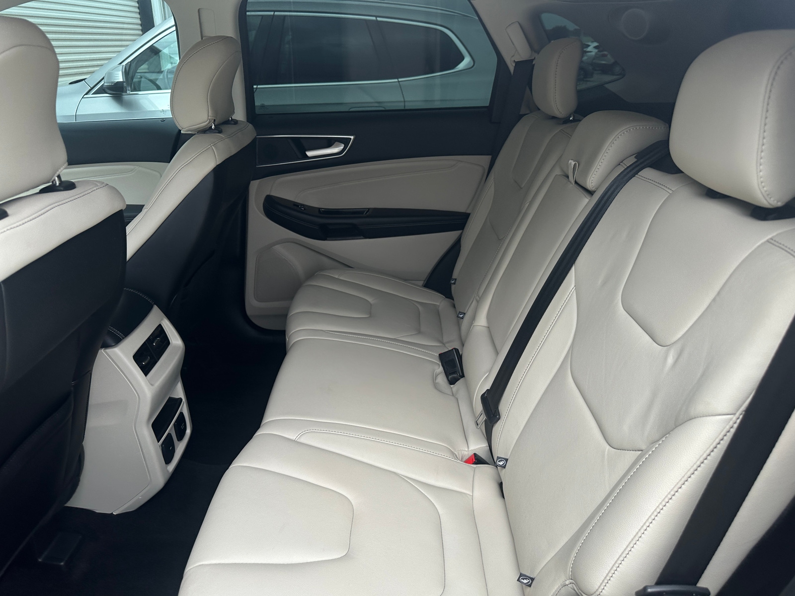 Thumbnail: 2018 Ford Edge - 5