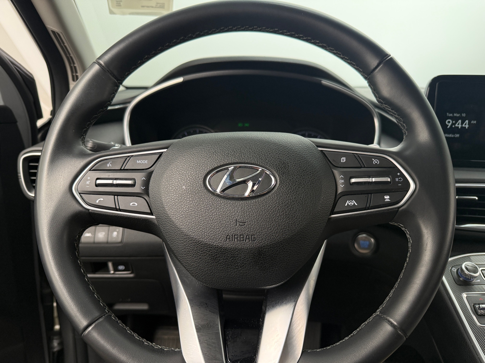 Thumbnail: 2023 Hyundai Santa Fe - 4