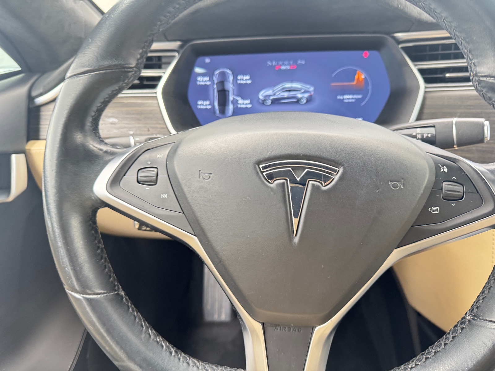 Thumbnail: 2015 Tesla Model S - 4