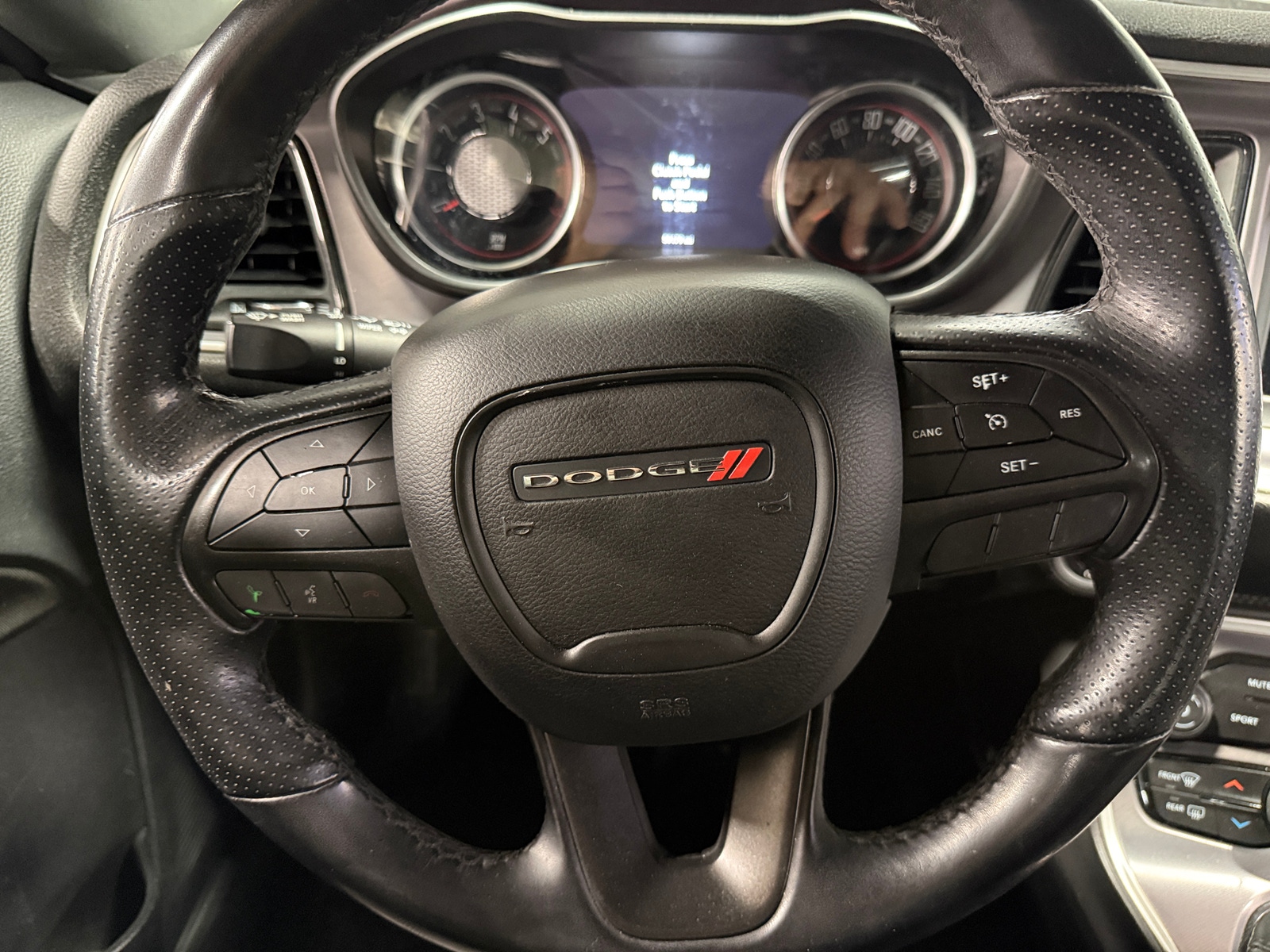 Thumbnail: 2019 Dodge Challenger - 4