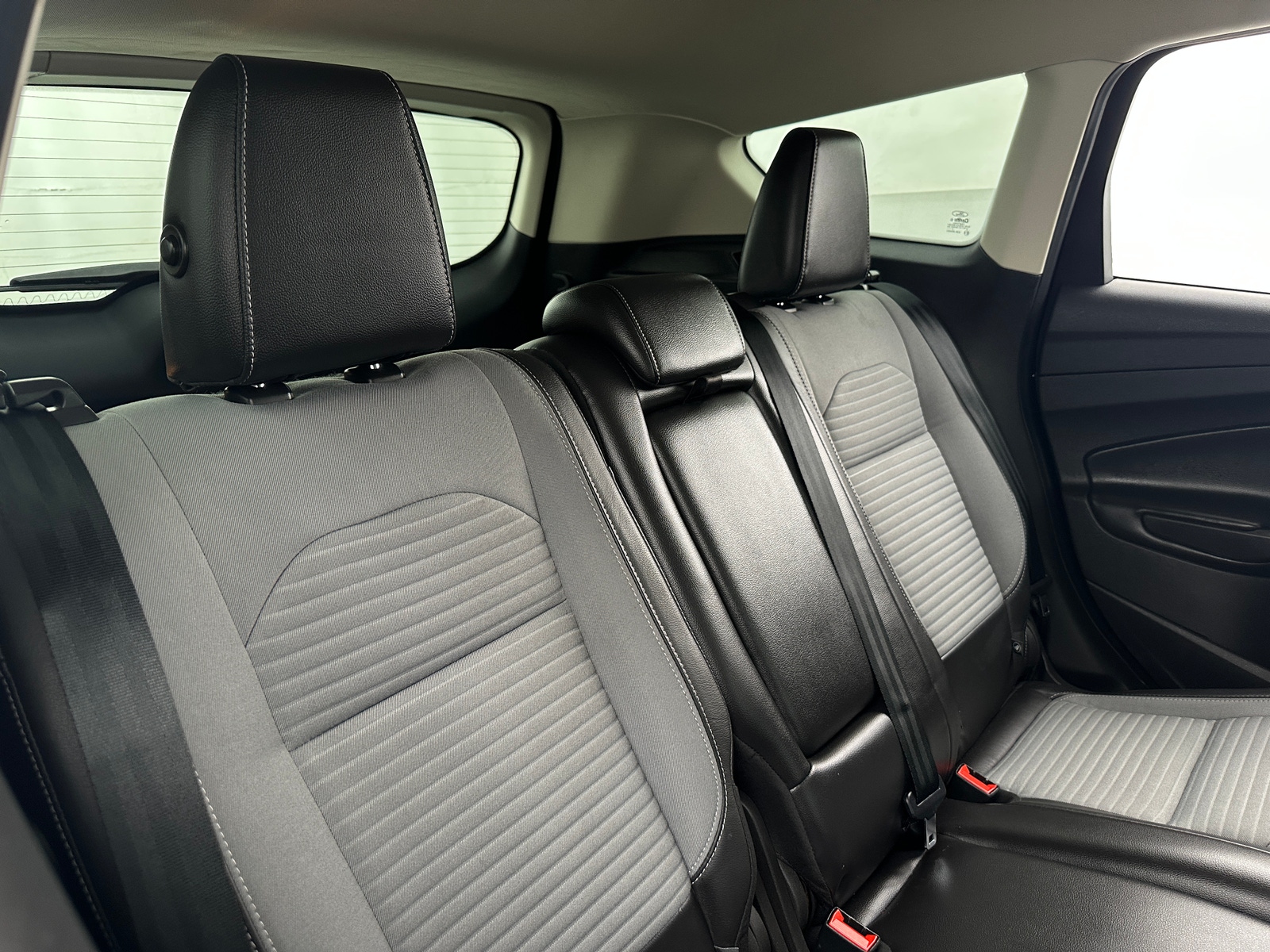 Thumbnail: 2017 Ford Escape - 6