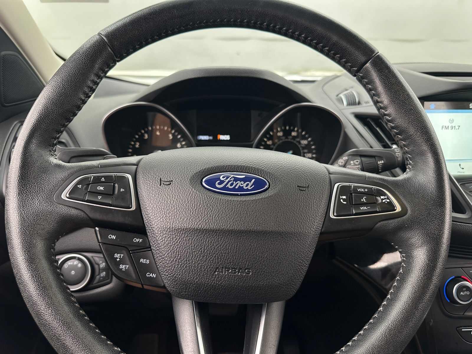 Thumbnail: 2017 Ford Escape - 5