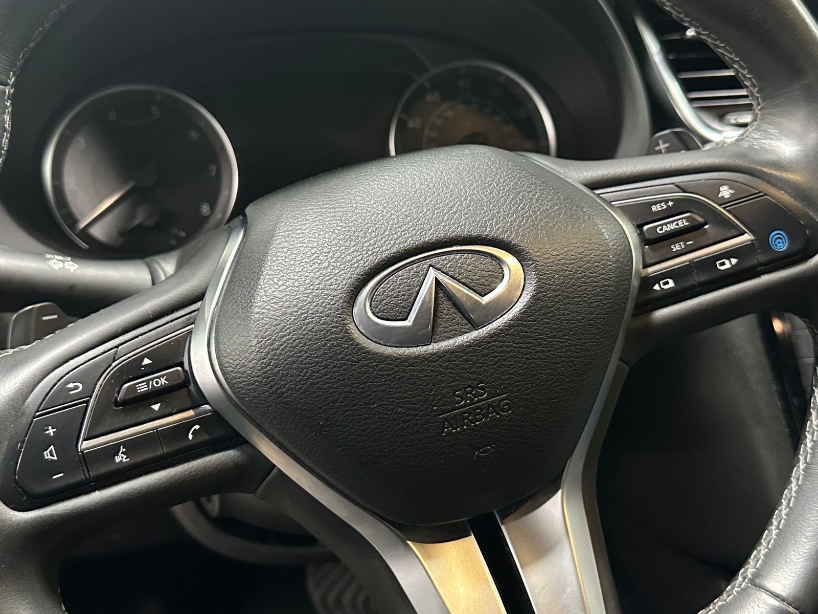 Thumbnail: 2023 INFINITI QX55 - 4