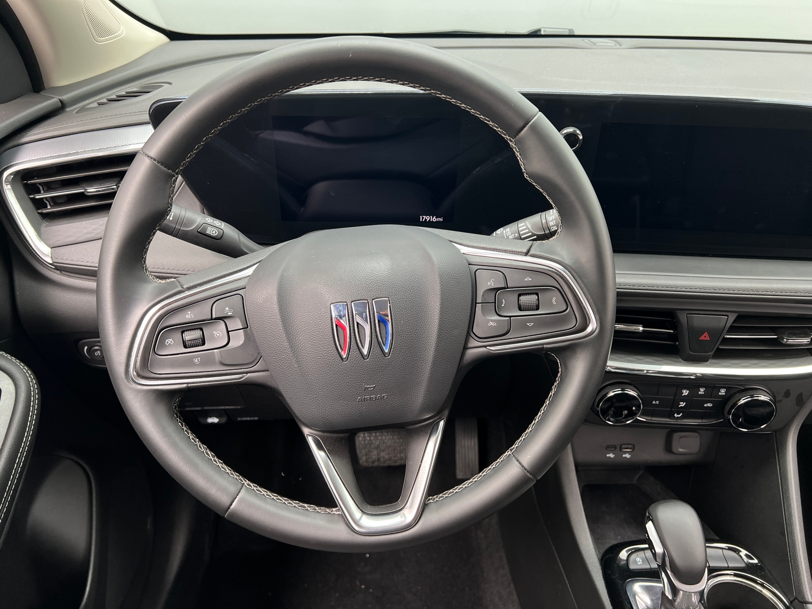 Thumbnail: 2025 Buick Encore GX - 4