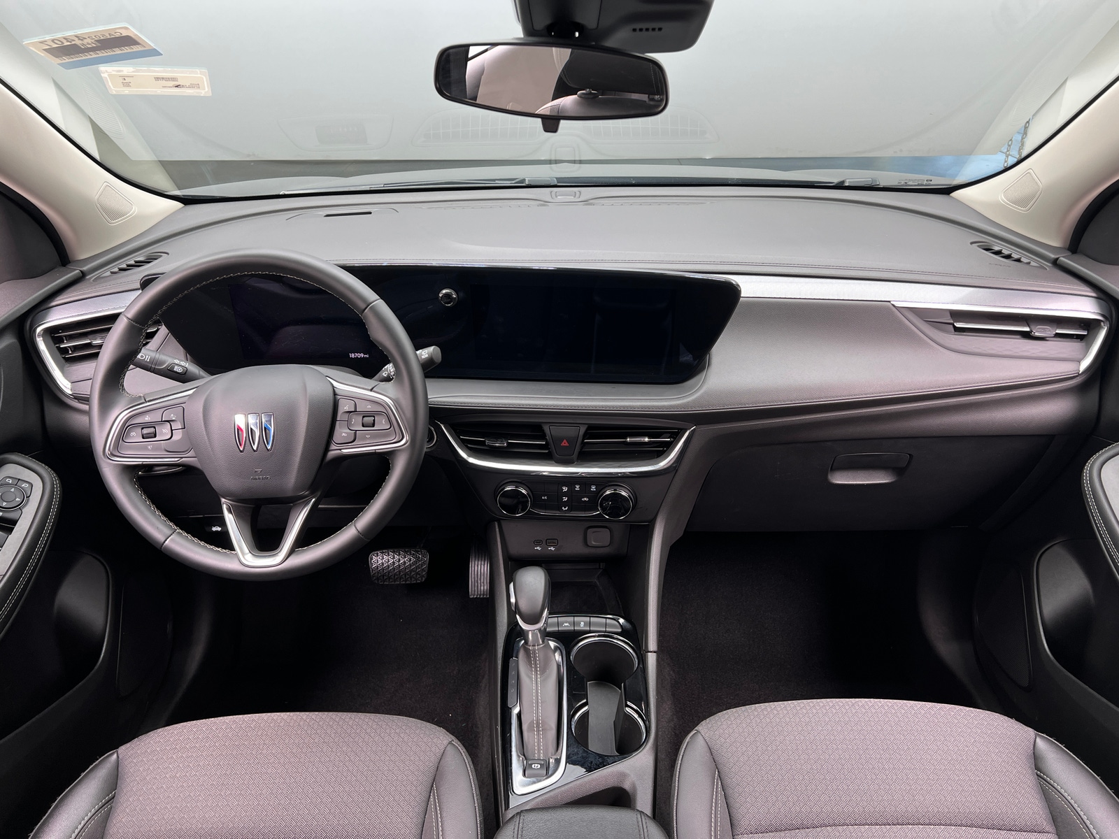 Thumbnail: 2025 Buick Encore GX - 3