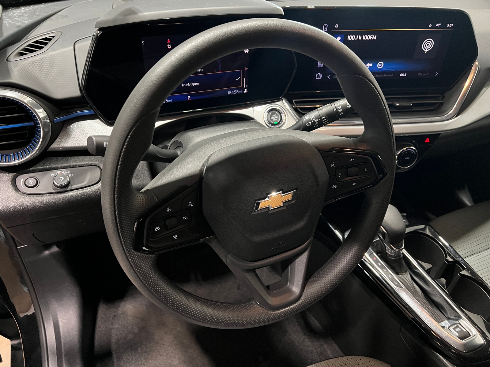 Thumbnail: 2025 Chevrolet Trax - 5