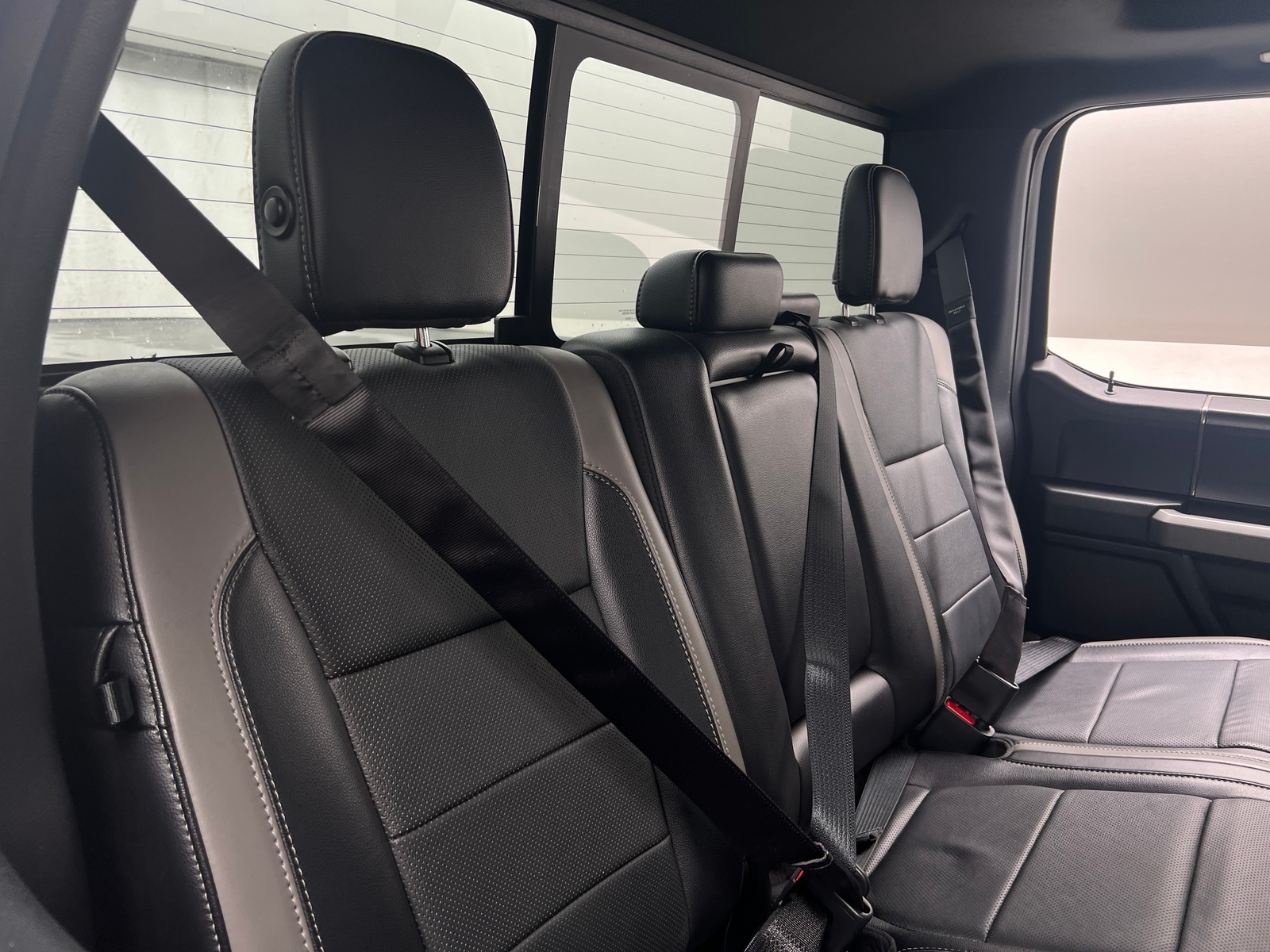 Thumbnail: 2018 Ford Econoline - 5