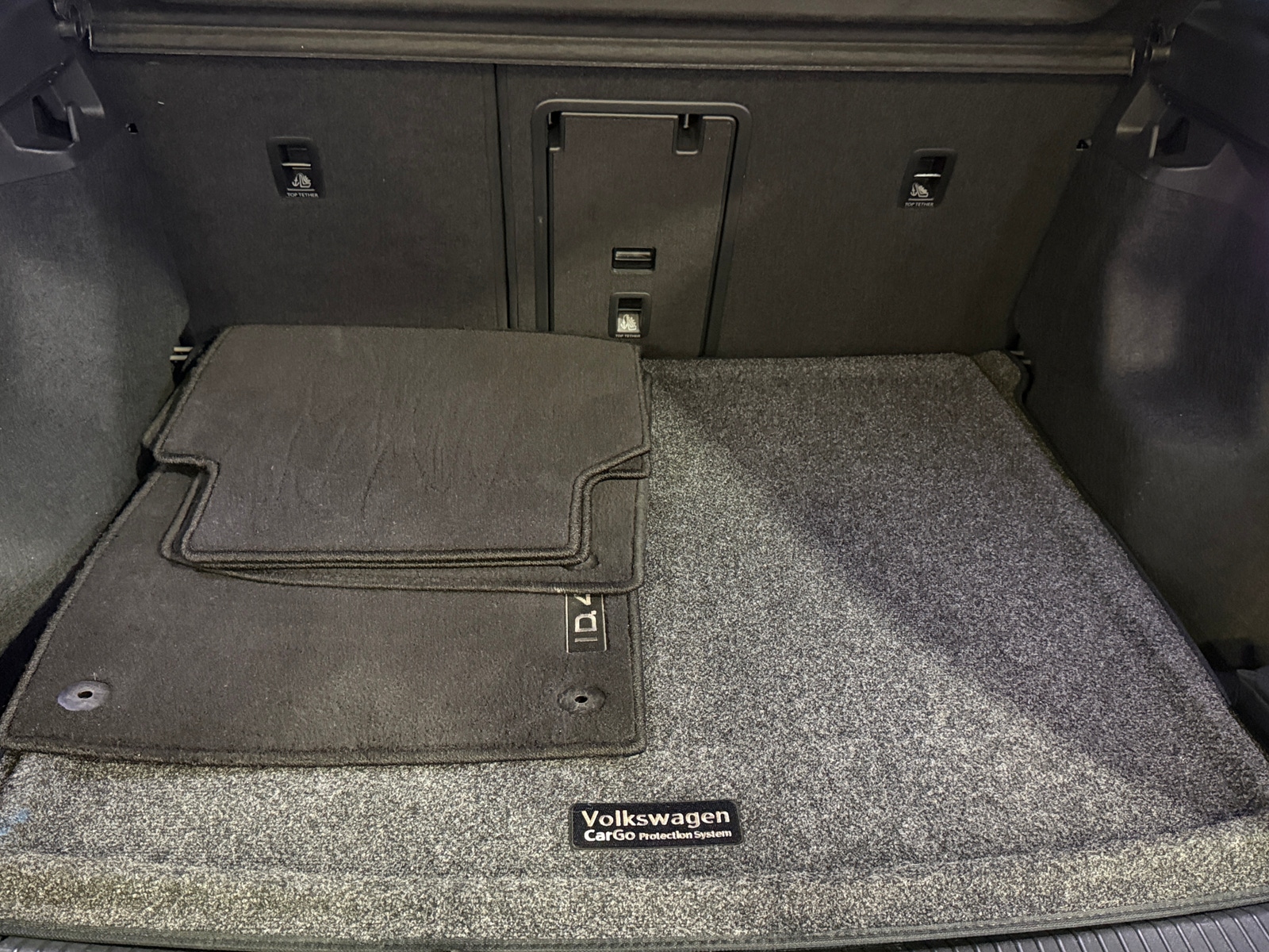 Thumbnail: 2023 Volkswagen ID.4 - 6