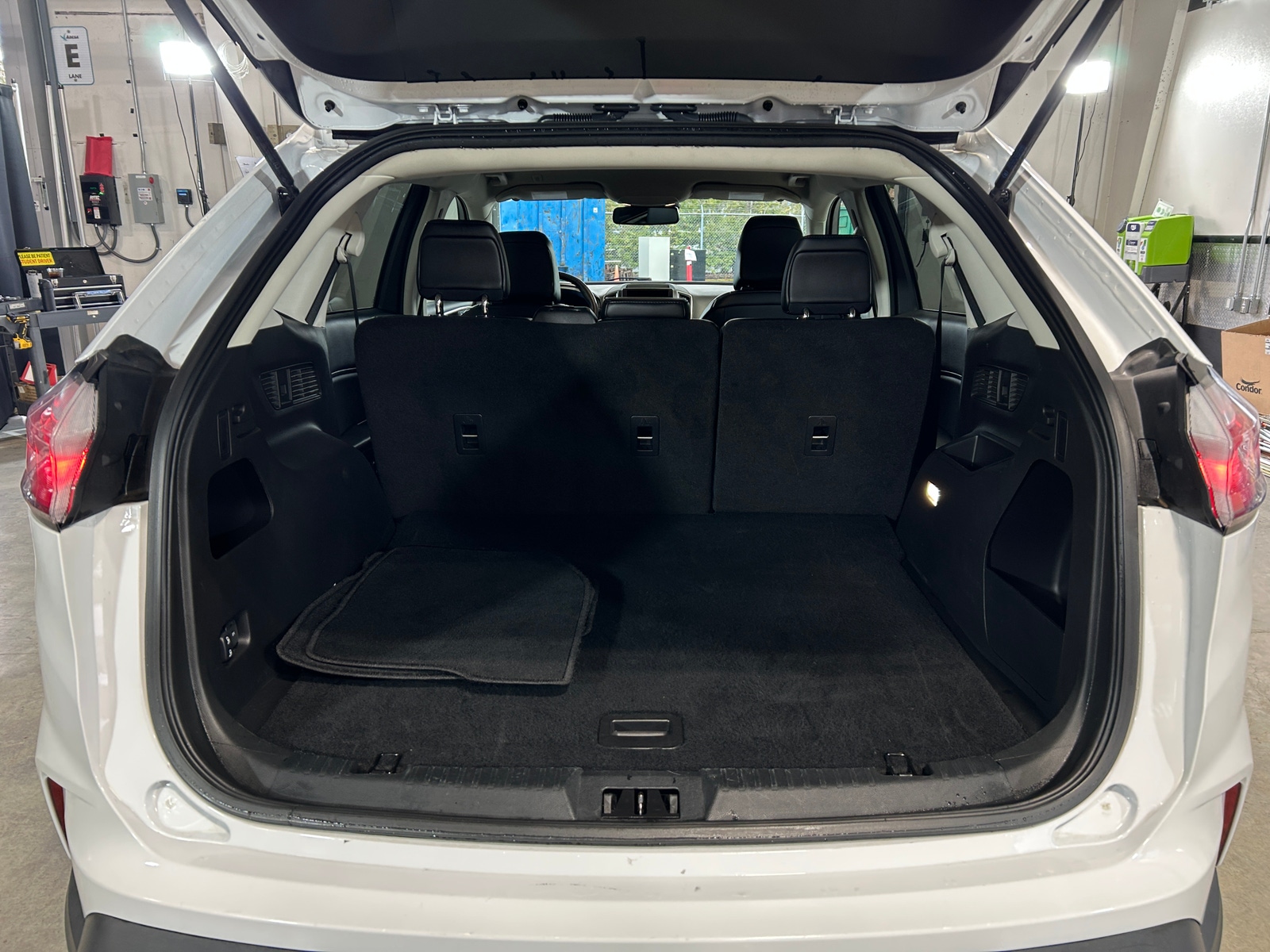 Thumbnail: 2024 Ford Edge - 6