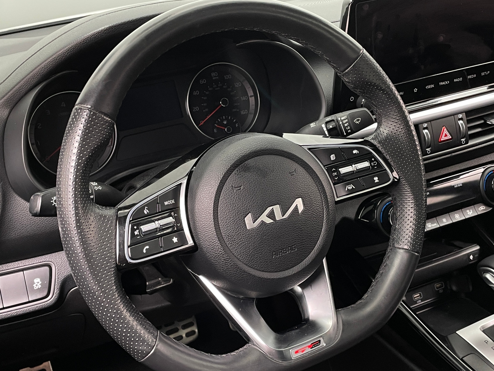 Thumbnail: 2023 Kia Forte - 5