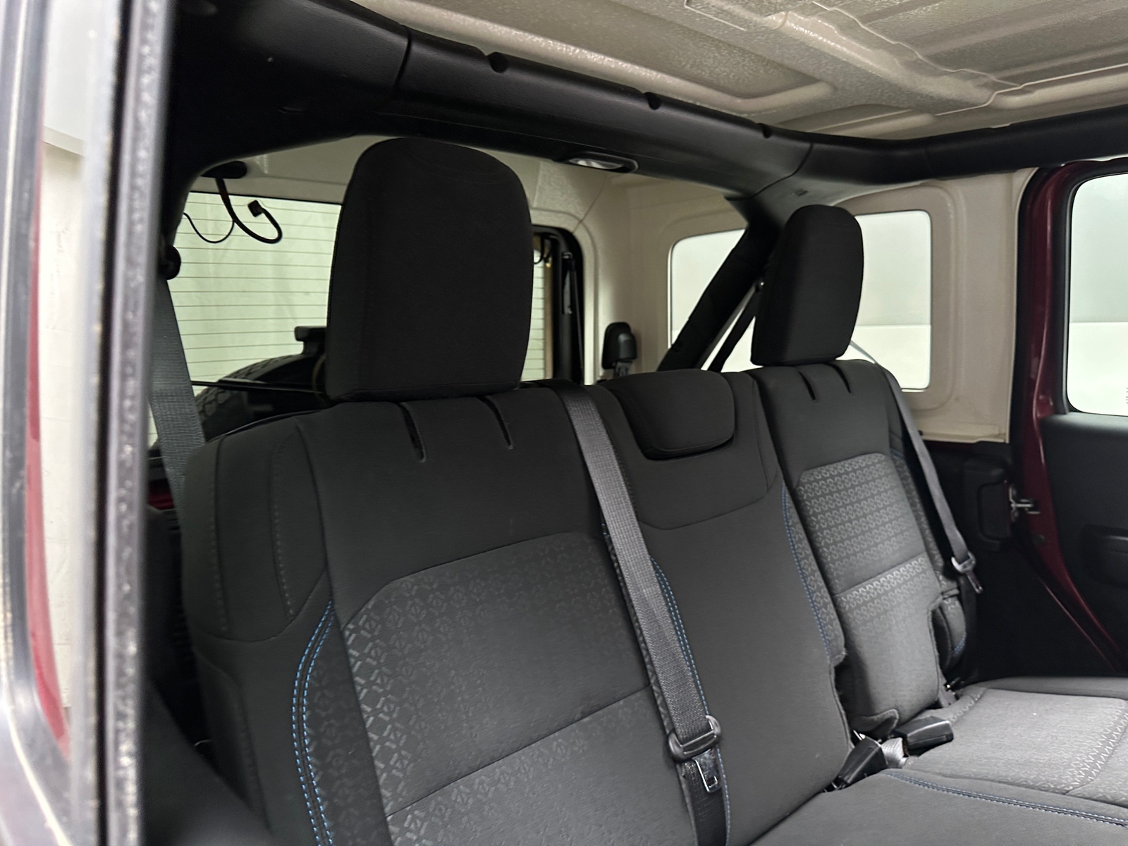 Thumbnail: 2021 Jeep Wrangler - 6