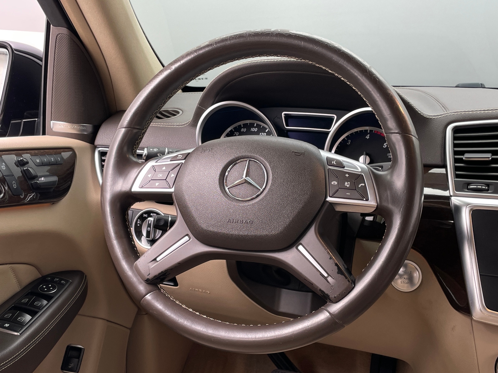 Thumbnail: 2016 Mercedes-Benz GL-Class - 4