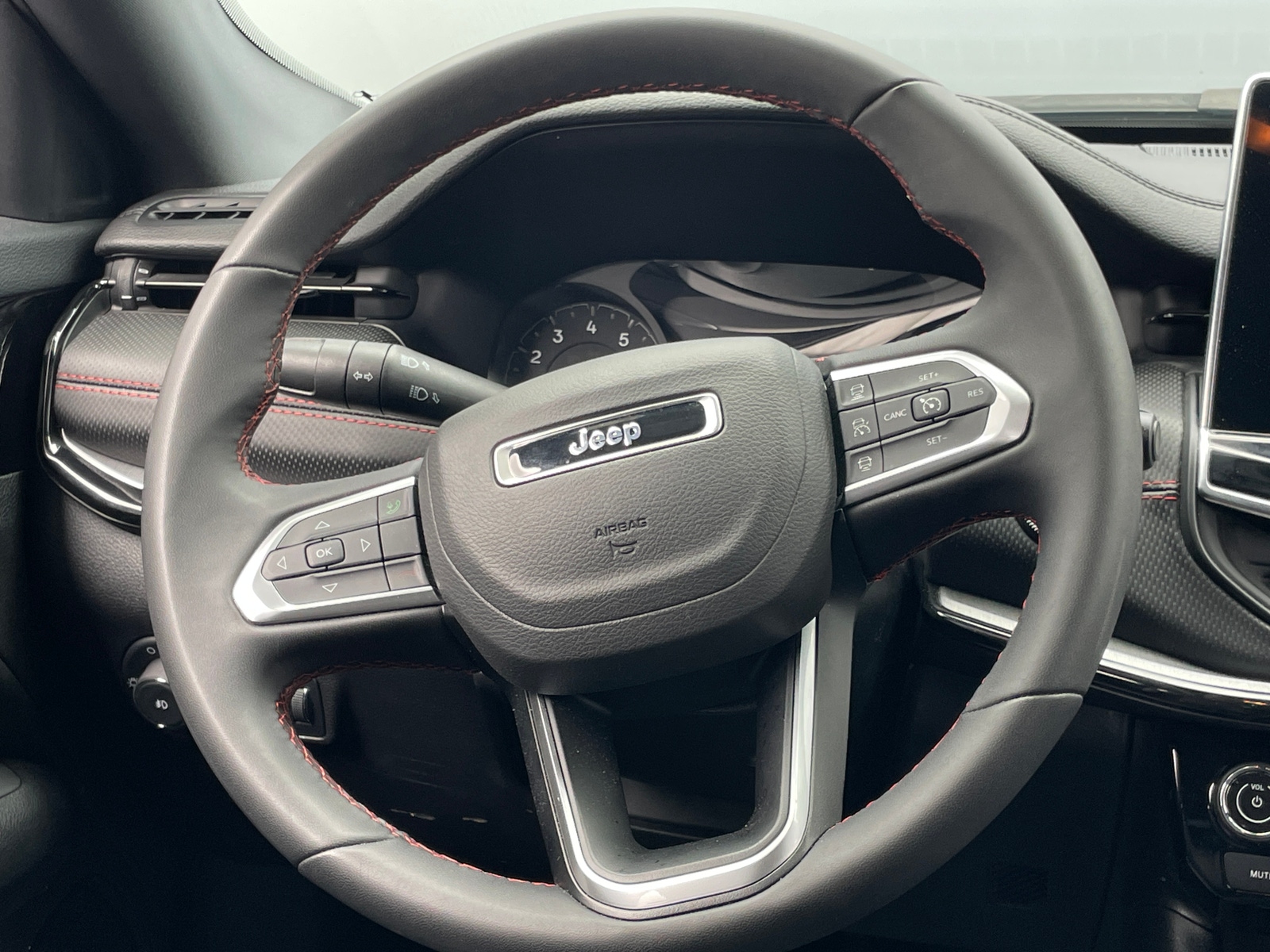 Thumbnail: 2025 Jeep Compass - 4