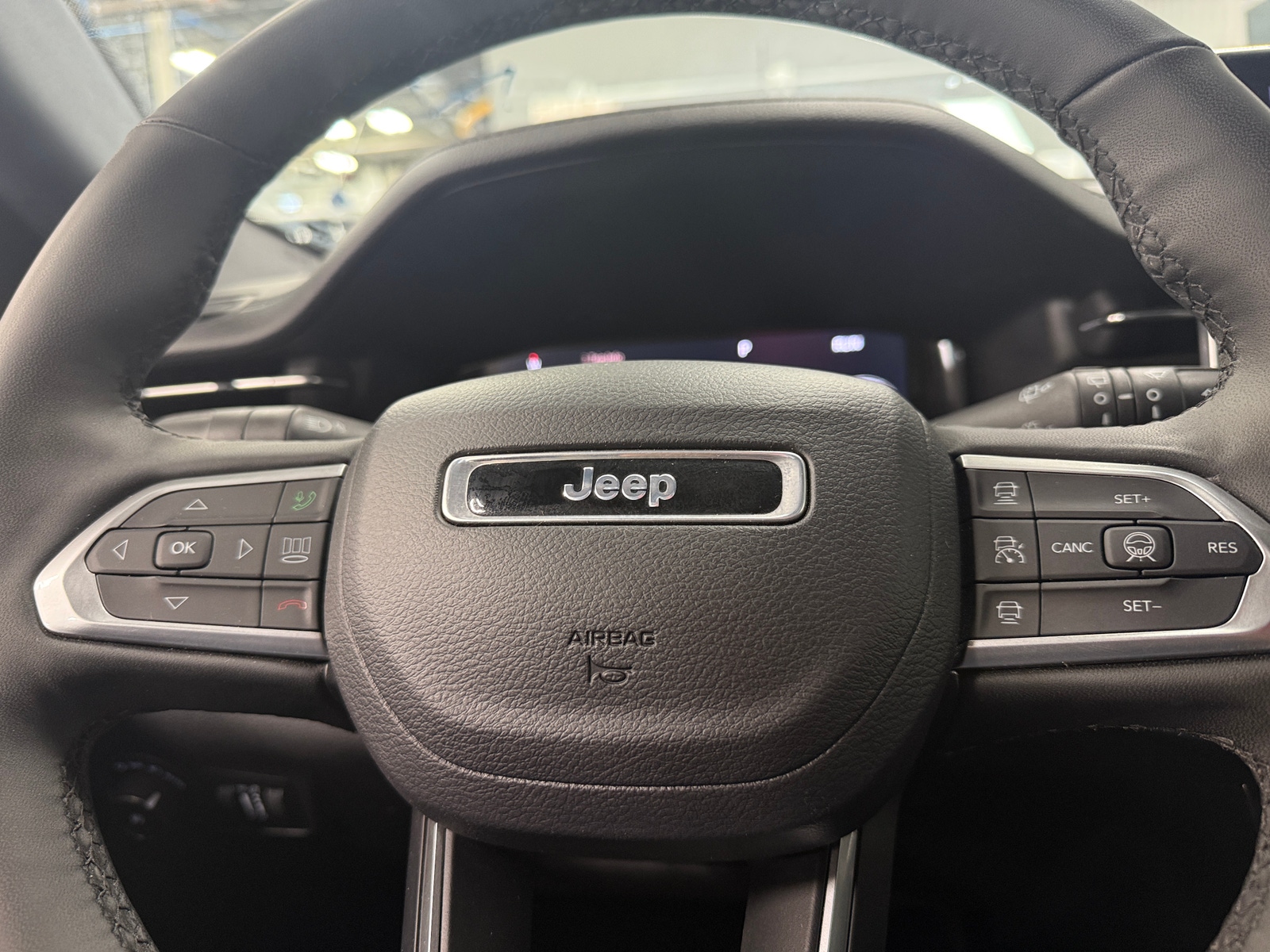 Thumbnail: 2023 Jeep Compass - 4