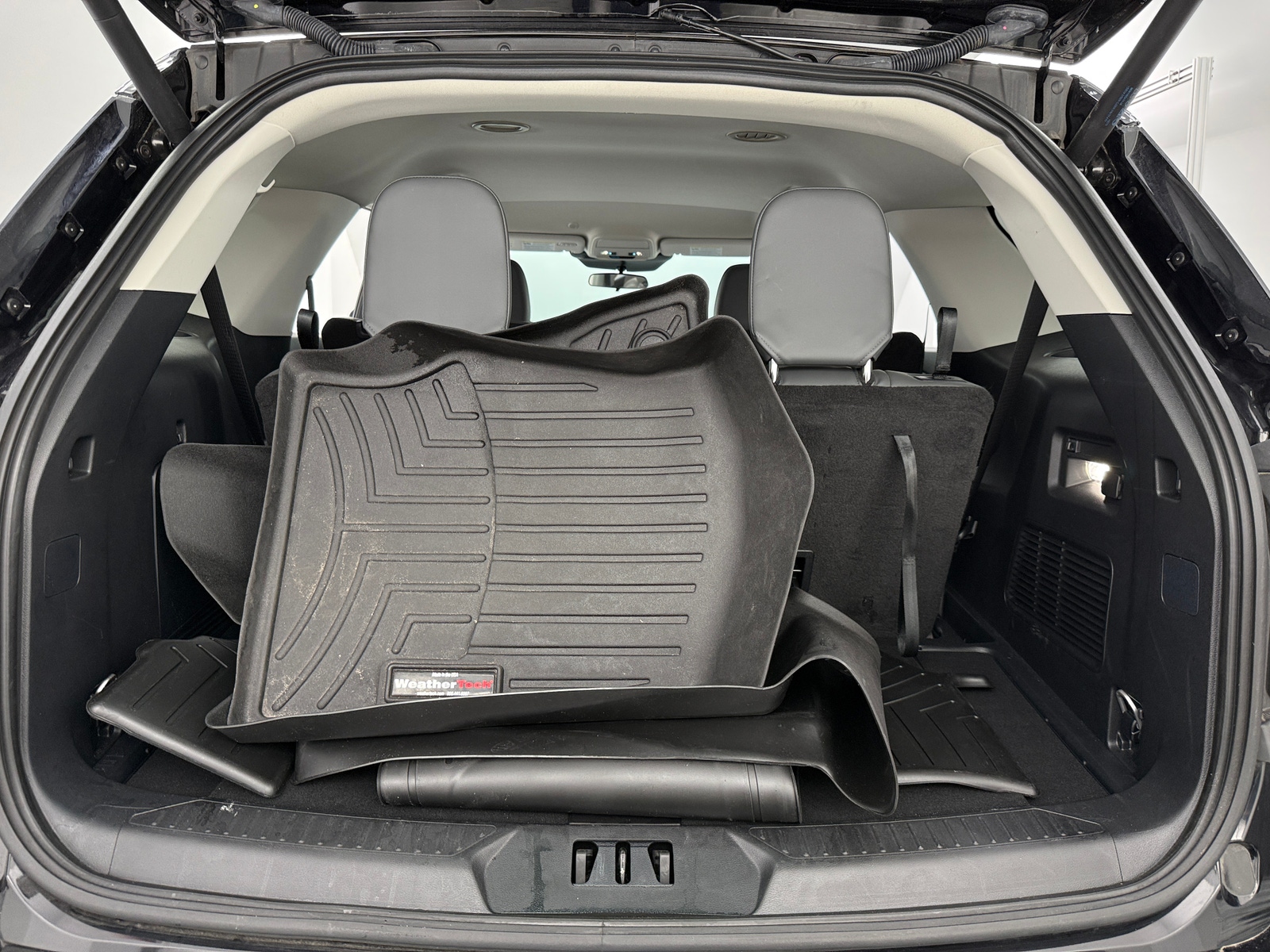 Thumbnail: 2025 Ford Explorer - 7