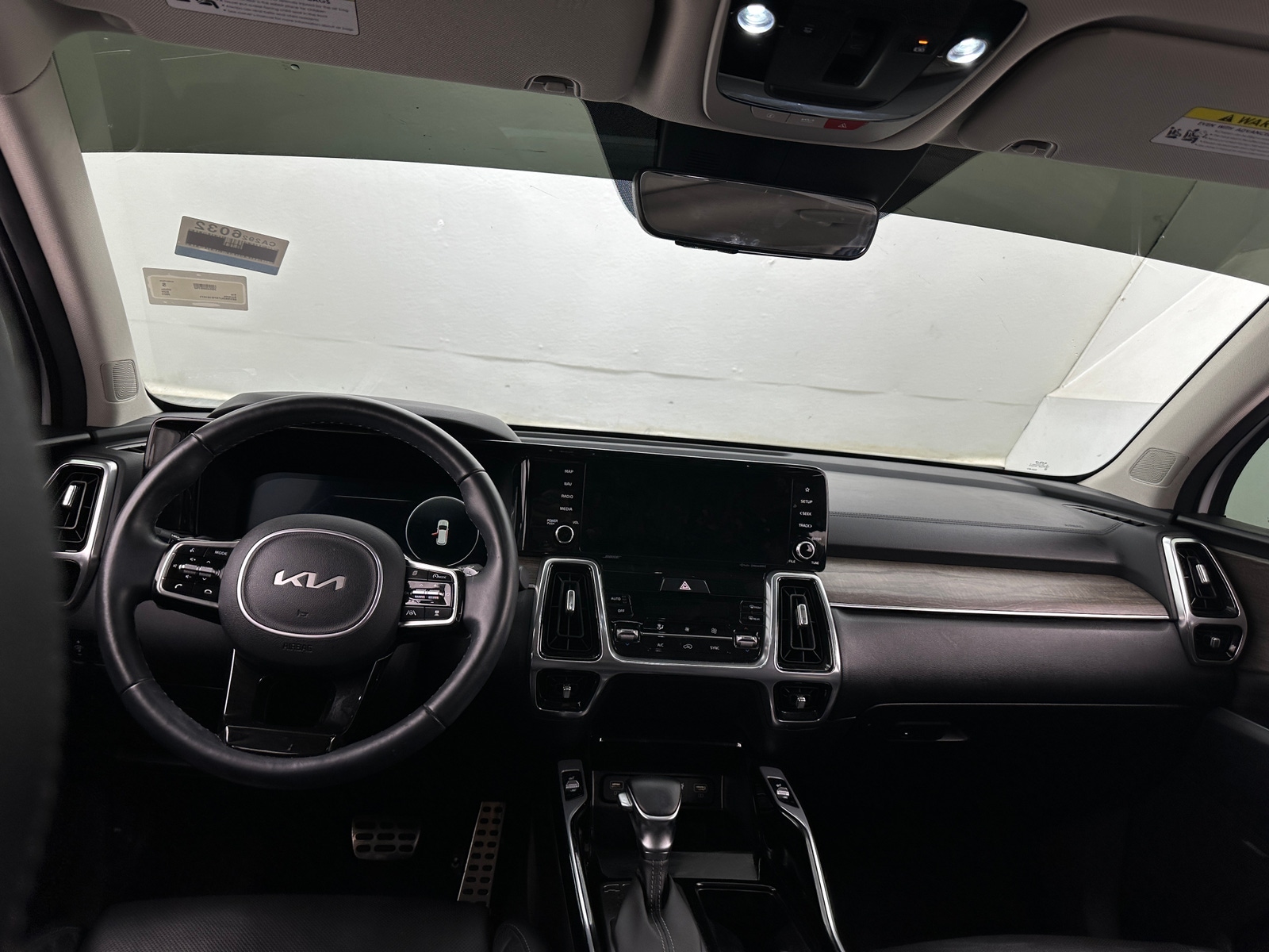 Thumbnail: 2023 Kia Sorento - 2