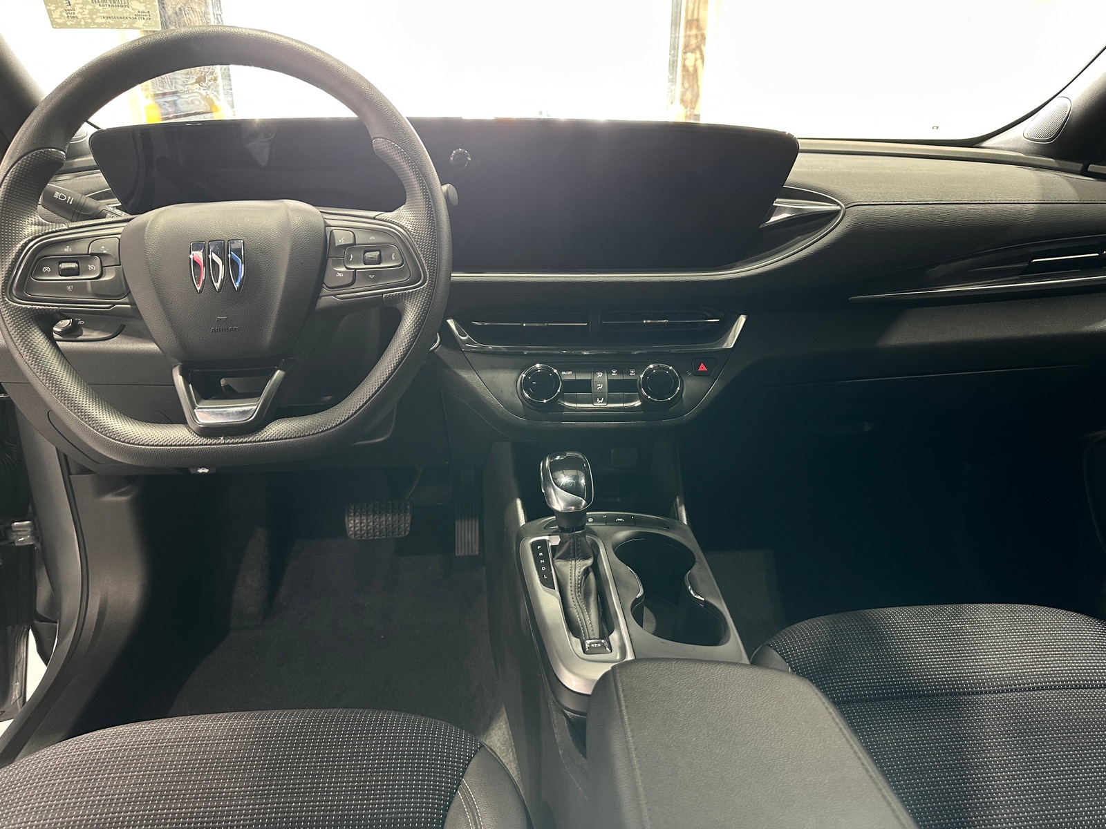 Thumbnail: 2025 Buick Envista - 2