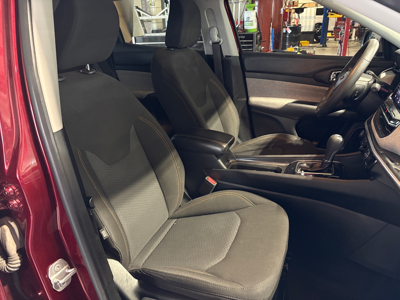 Thumbnail: 2022 Jeep Compass - 2