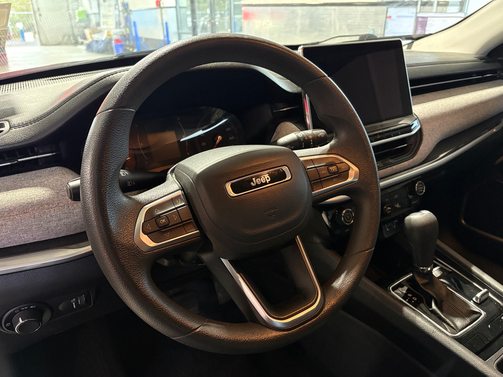 Thumbnail: 2022 Jeep Compass - 5