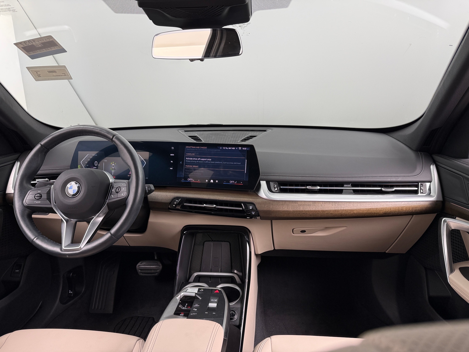 Thumbnail: 2025 BMW X1 - 2