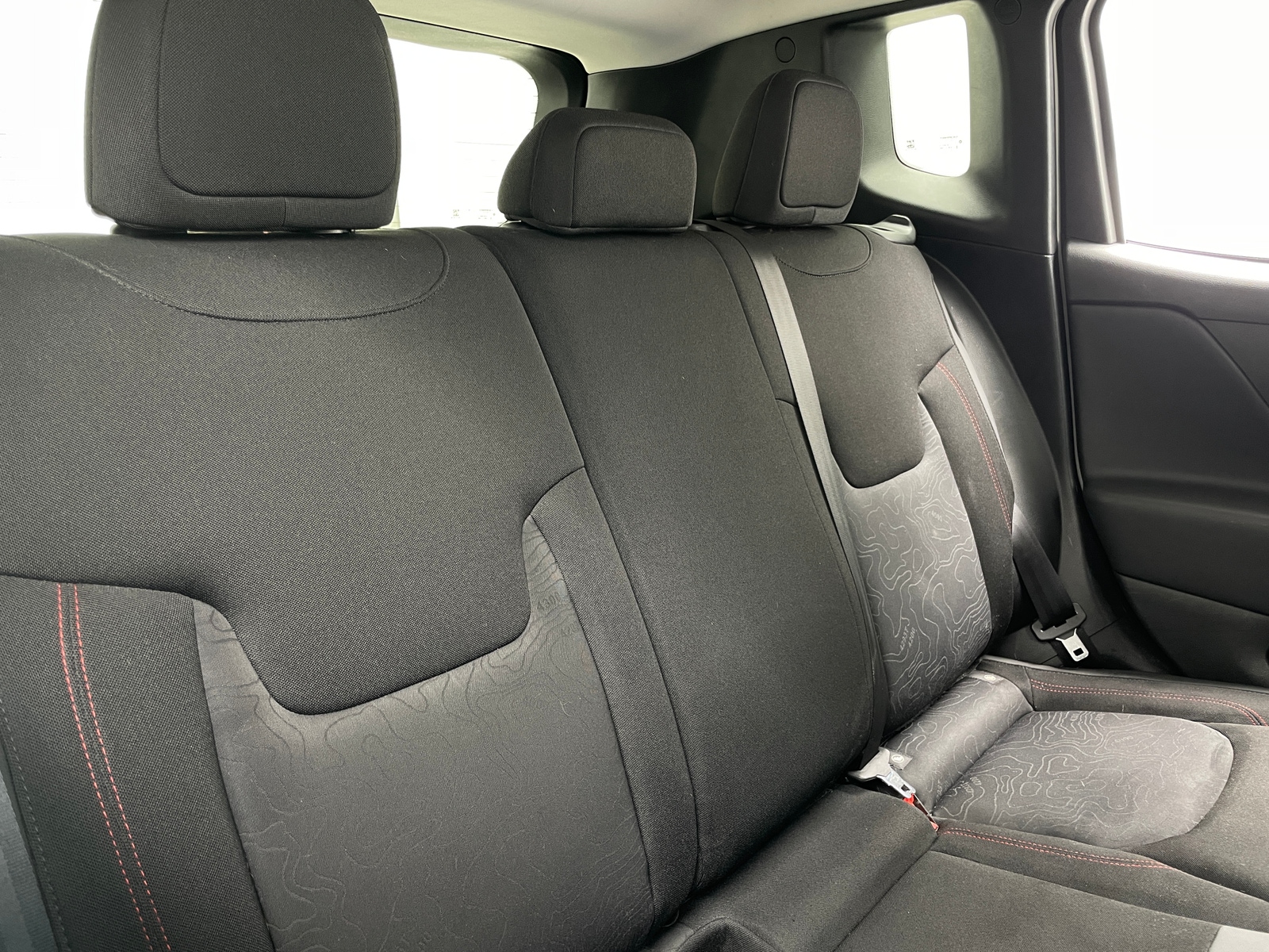 Thumbnail: 2020 Jeep Renegade - 6