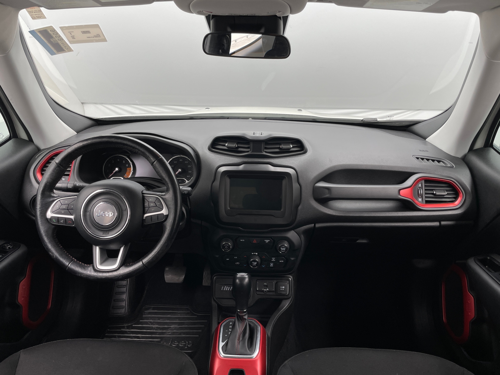 Thumbnail: 2020 Jeep Renegade - 3