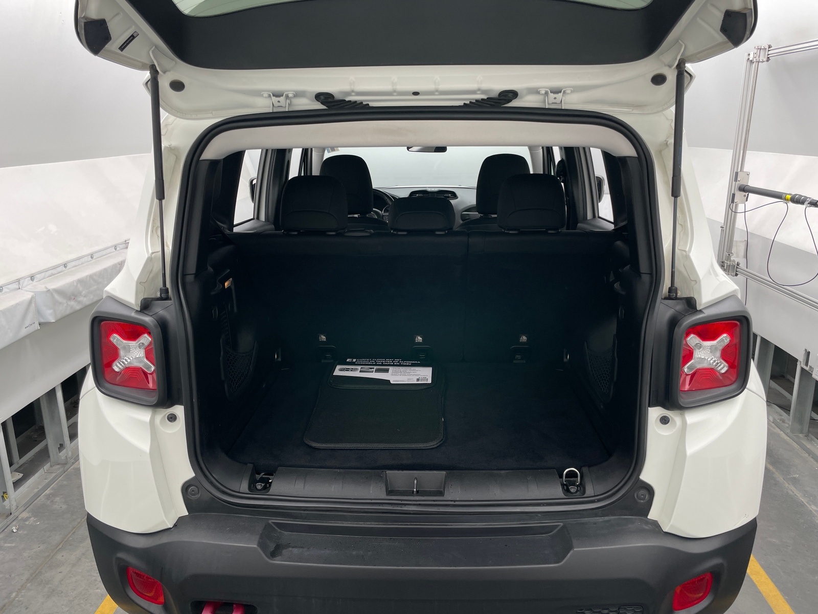 Thumbnail: 2020 Jeep Renegade - 7