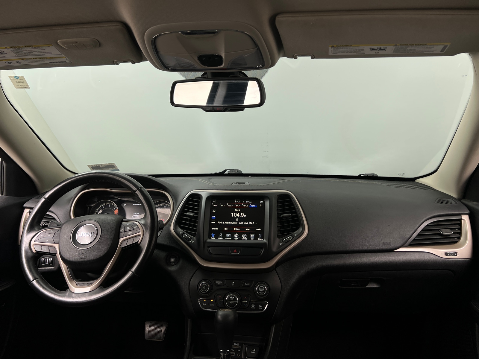 Thumbnail: 2017 Jeep Cherokee - 2