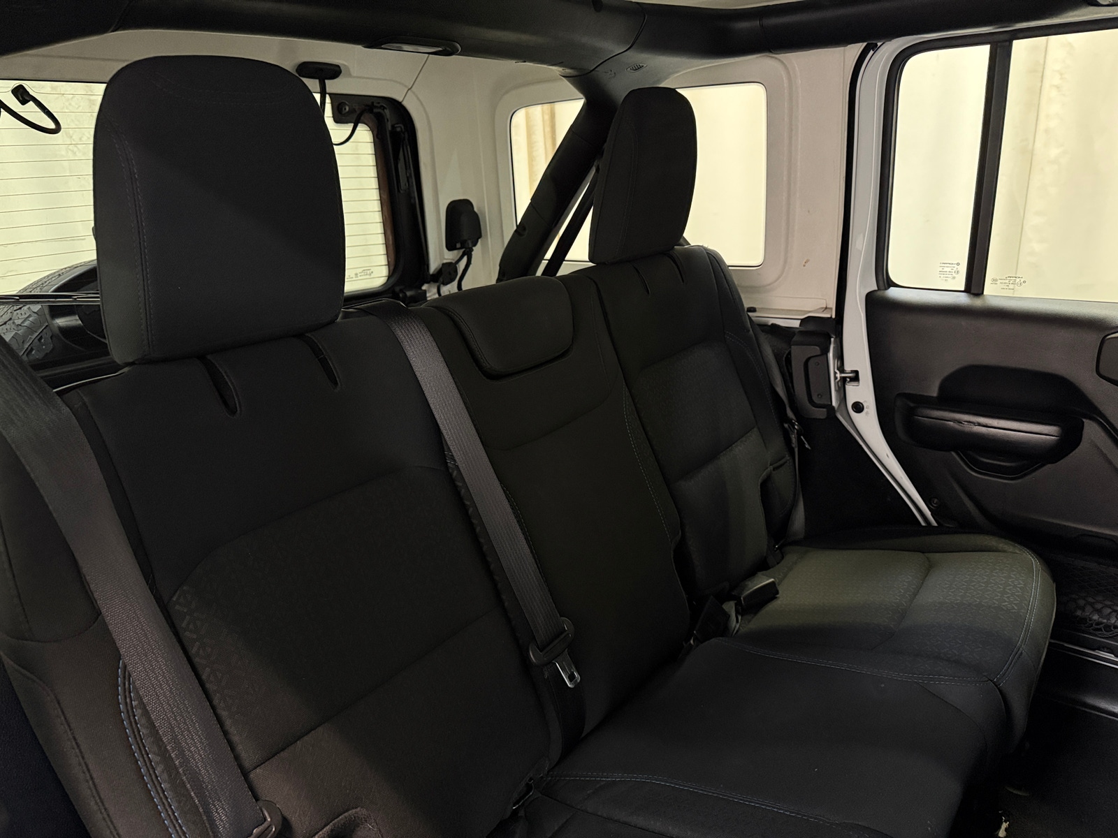 Thumbnail: 2021 Jeep Wrangler - 6