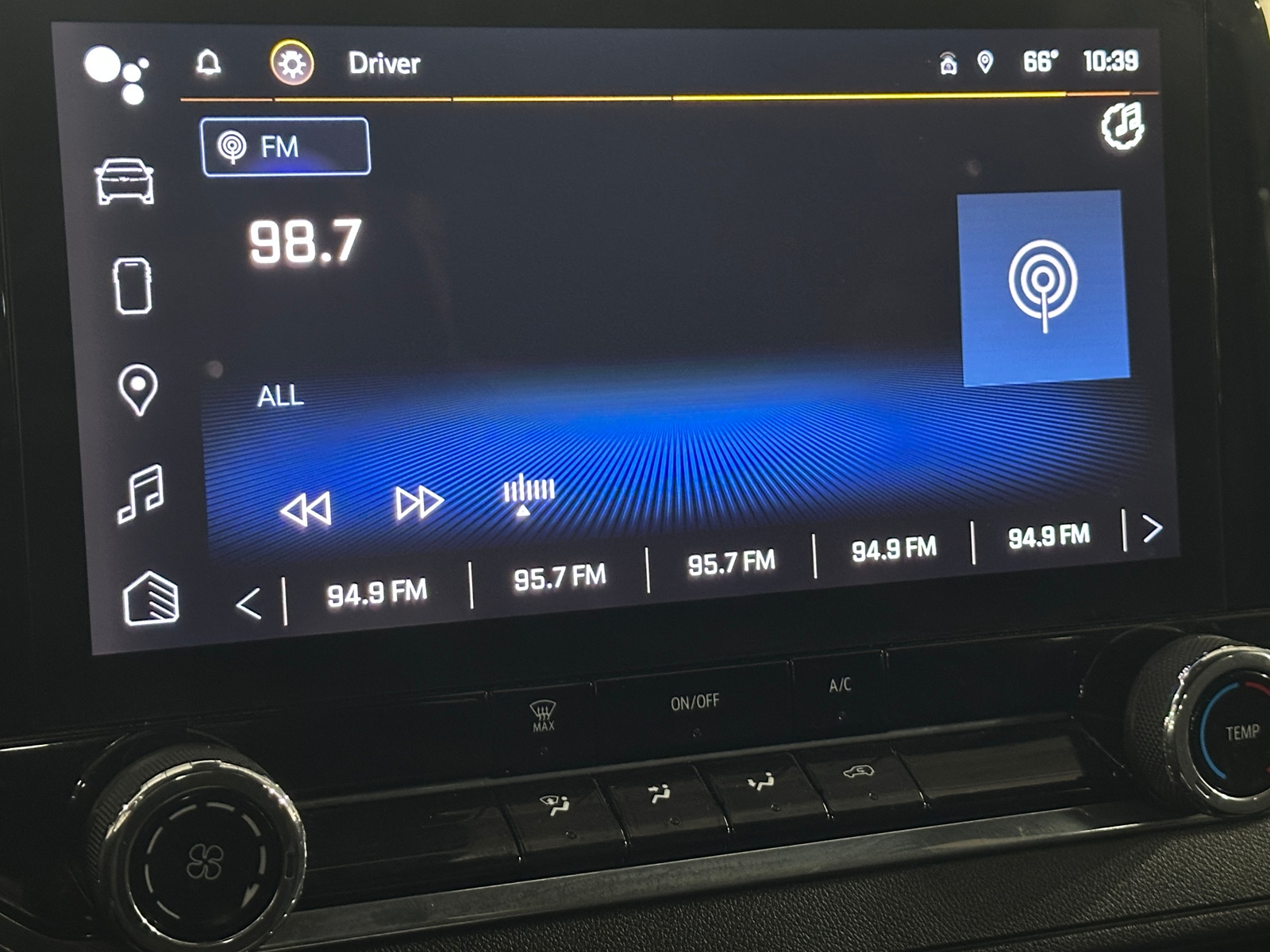 Thumbnail: 2023 Chevrolet Colorado - 4