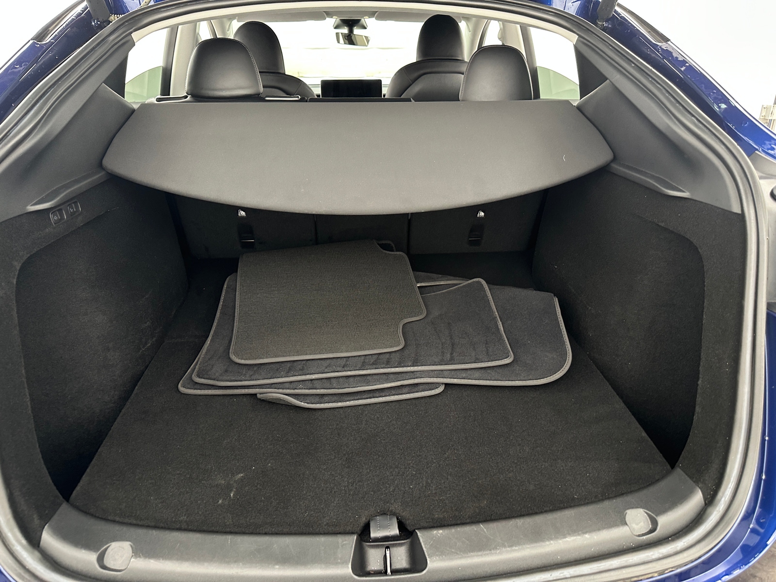 Thumbnail: 2023 Tesla Model Y - 6