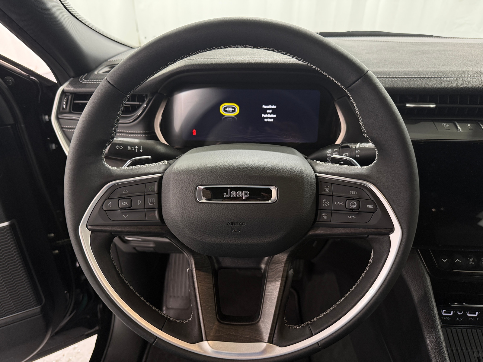 Thumbnail: 2026 Jeep Grand Cherokee L - 5