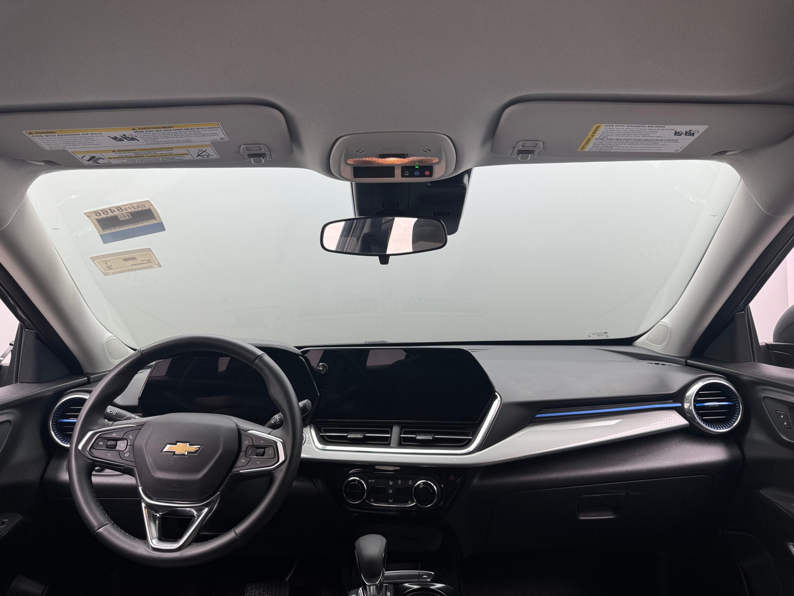 Thumbnail: 2025 Chevrolet Trax - 3