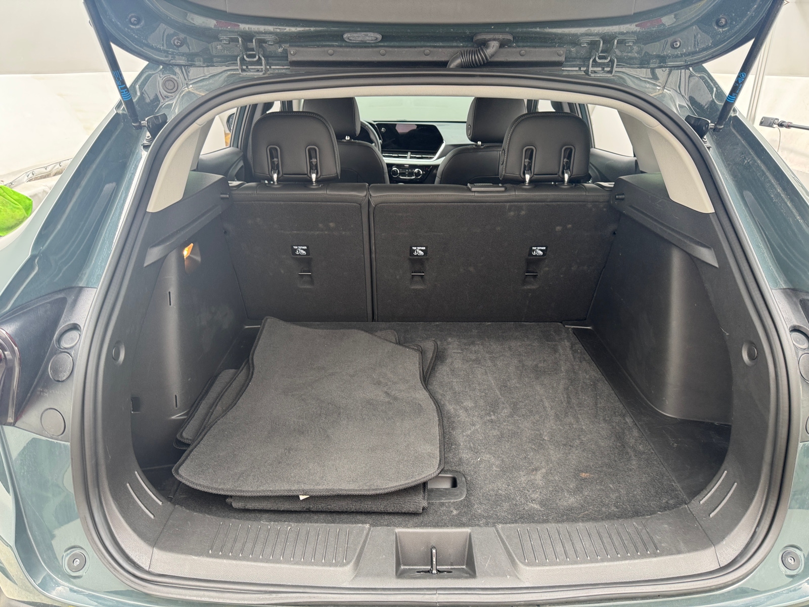 Thumbnail: 2025 Chevrolet Trax - 7