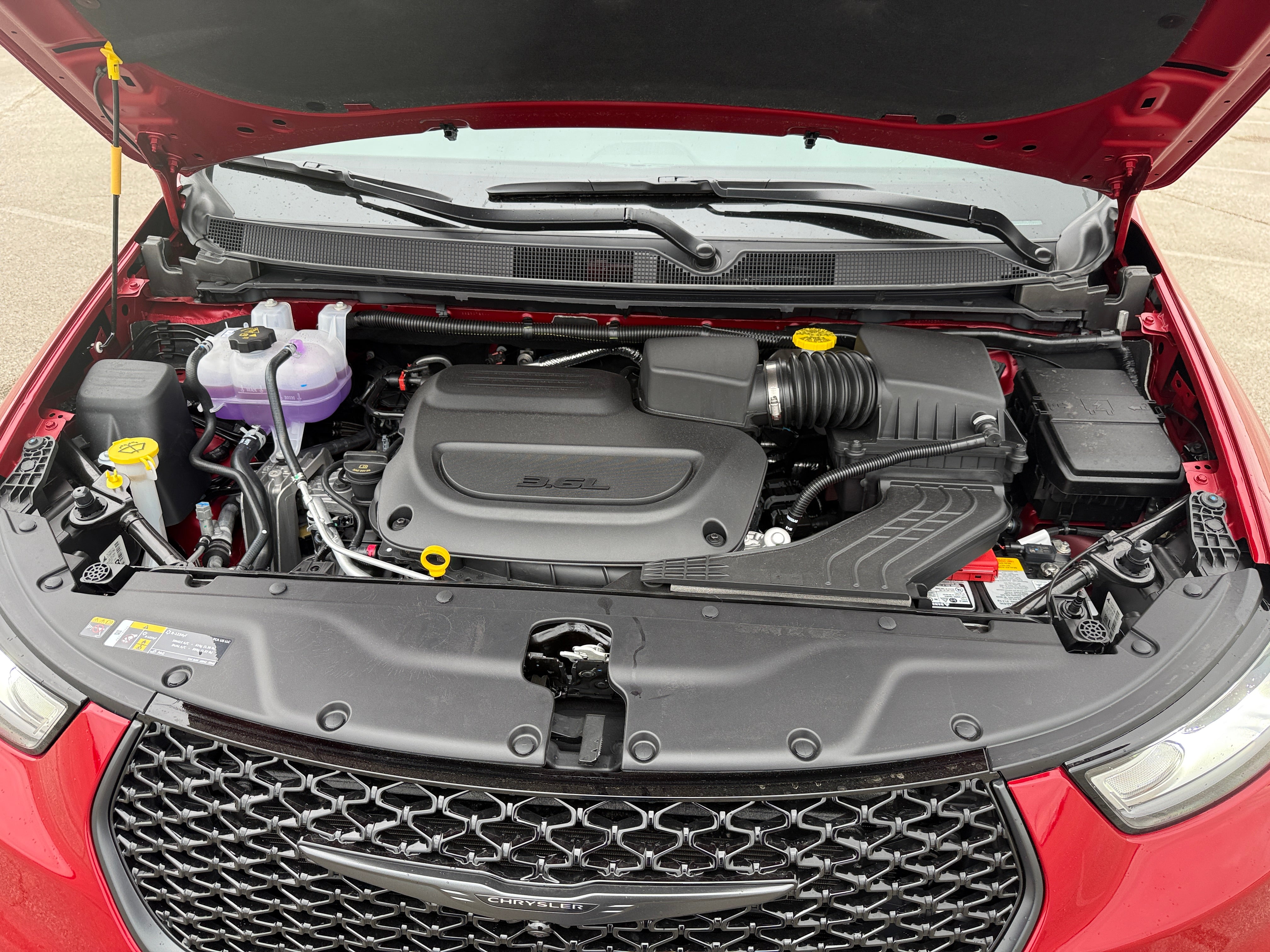 2026 Chrysler Pacifica Select AWD's photo