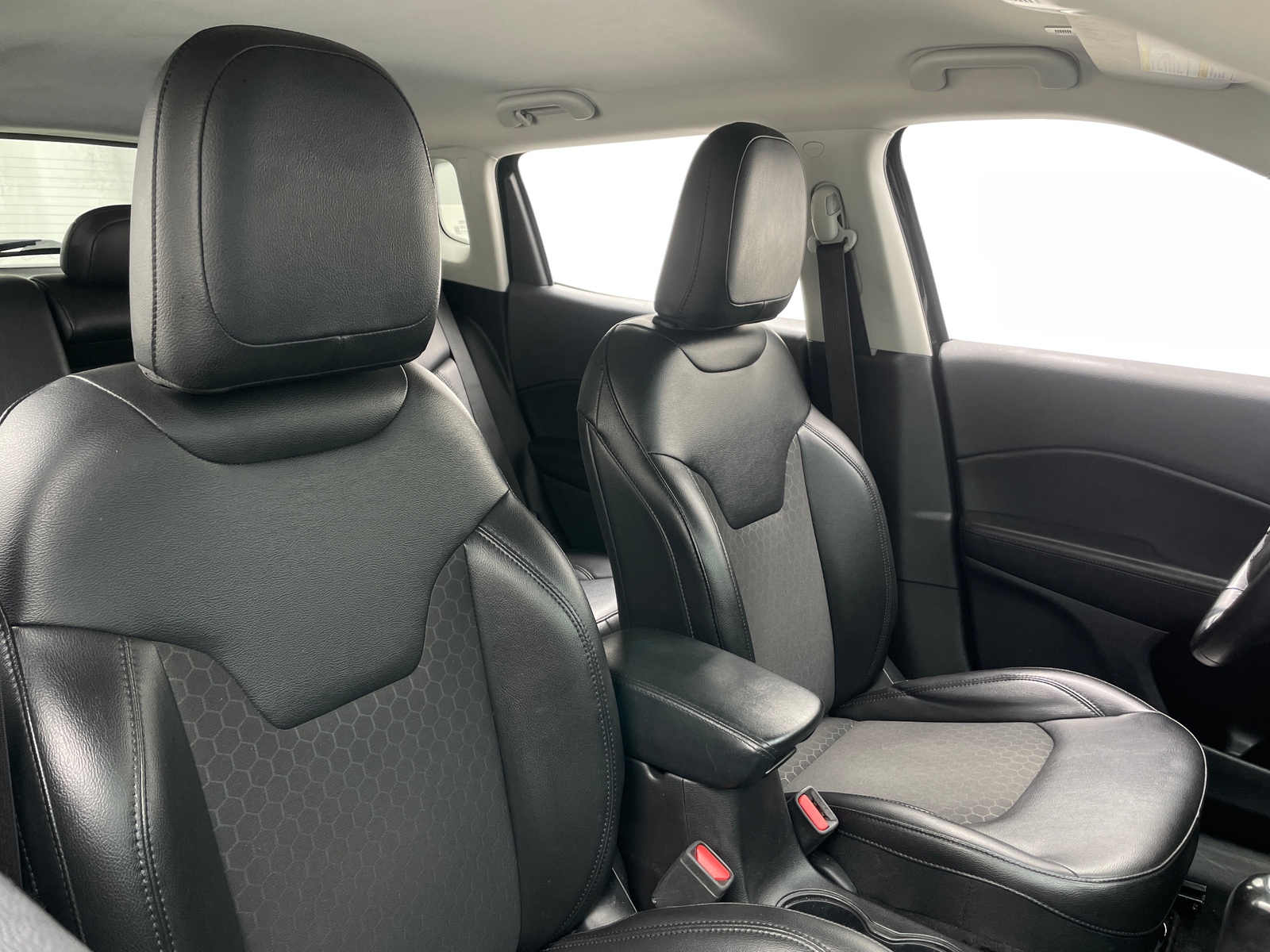 Thumbnail: 2019 Jeep Compass - 2