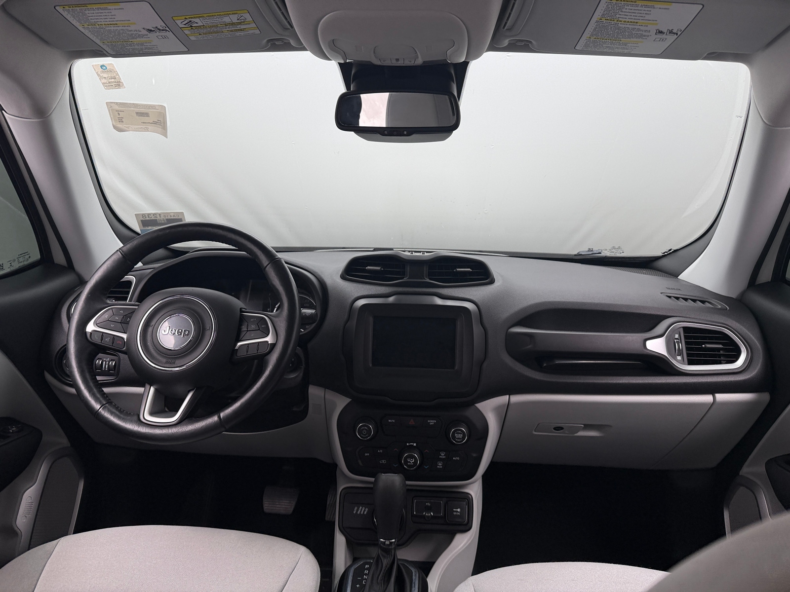 Thumbnail: 2018 Jeep Renegade - 3